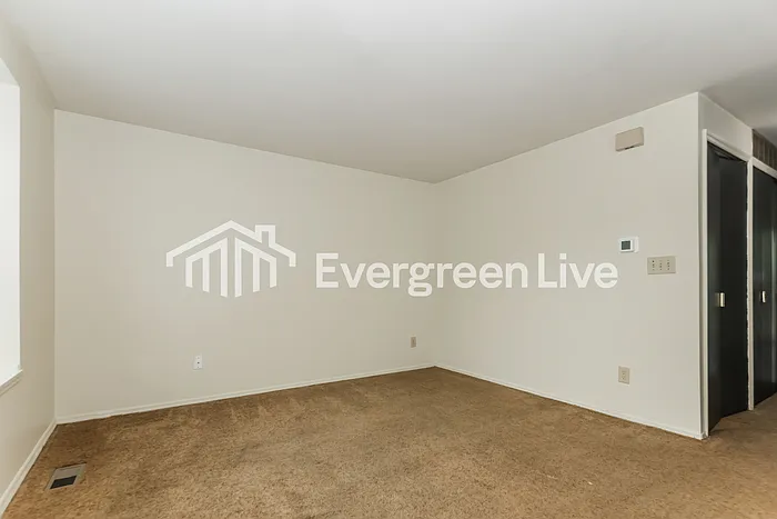 7677 Mount Hood Dr — Photo 12