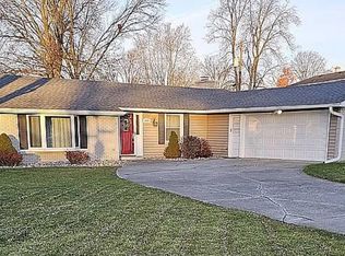 3609 Bluegrass Ln, Fort Wayne, IN 46815