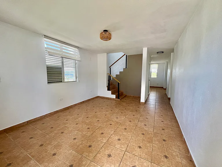 11 Camino Real — Photo 5