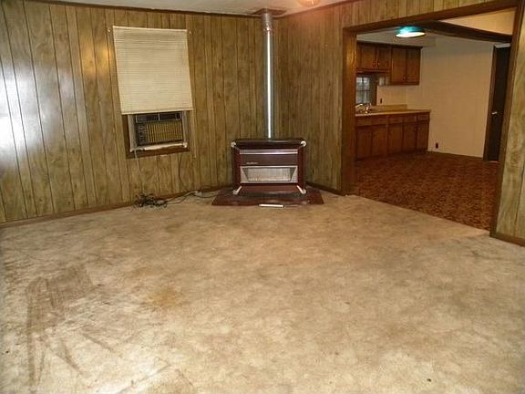 2nd image of 204 W 8th St