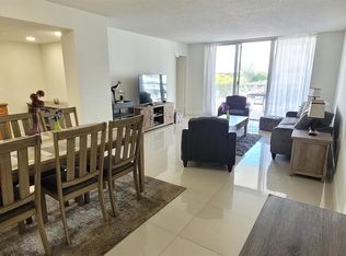 Plaza Del Prado, Aventura, FL 33160