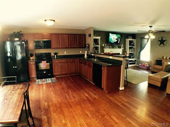 3rd image of 191 Hopeful Church Ln
