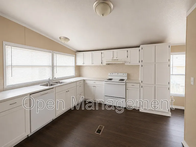 3300 Voight Blvd #243 — Photo 4