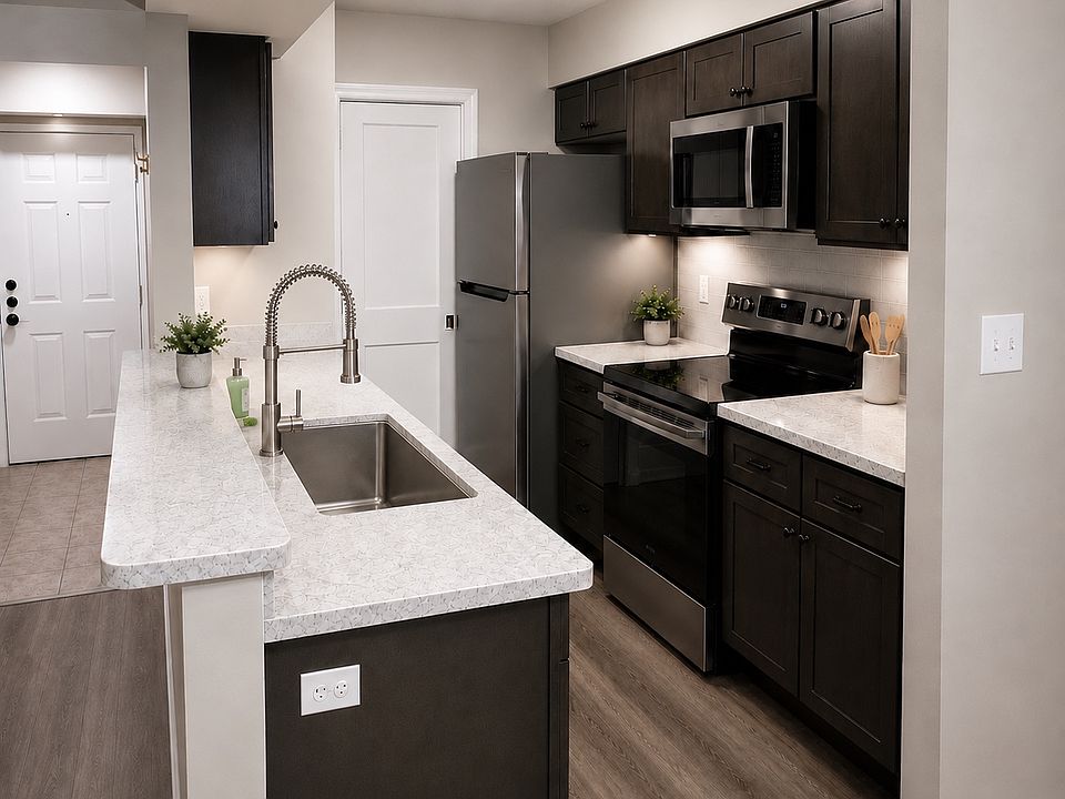 1st image of 1411 Lake Pointe Way APT 2