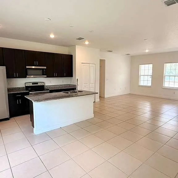 14943 SW 46th Cir — Photo 7