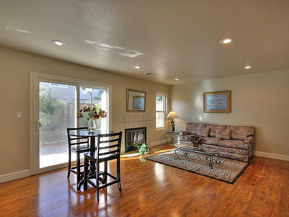 5th image of 1223 Briarcreek Ct