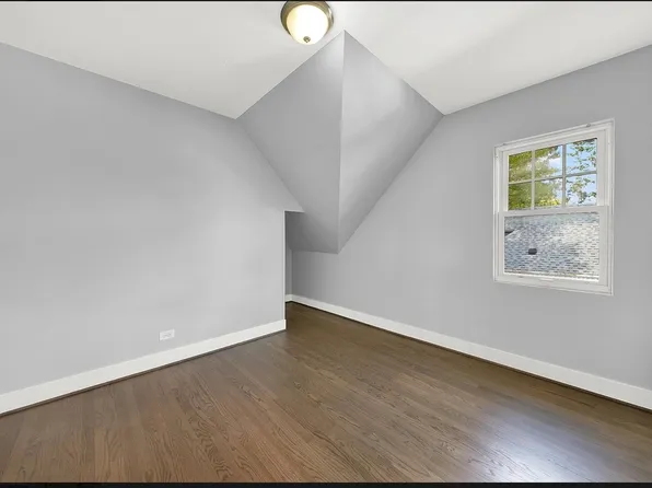 13429 S Ave N #2, Chicago, IL 60633