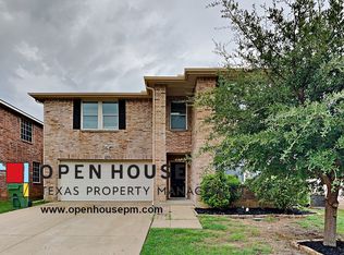 8415 Redheart St, Arlington, TX 76002