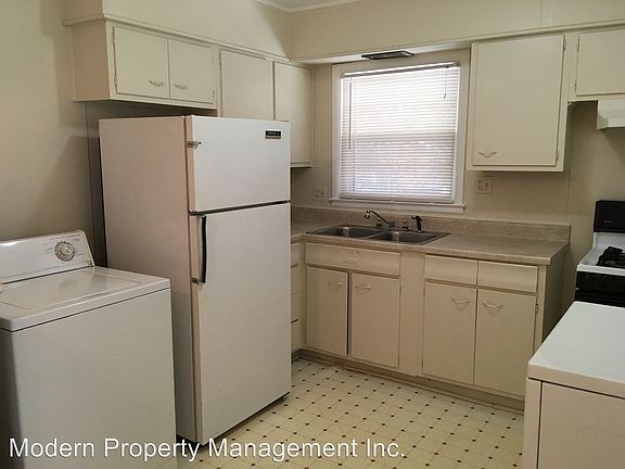 4th image of 1030 Birch Dr