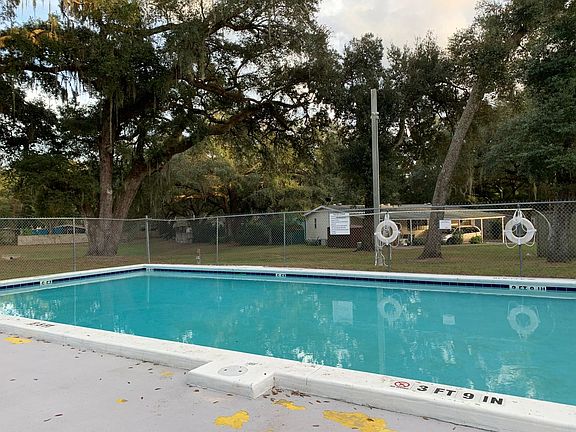 2nd image of 10603 Bay Hills Cir