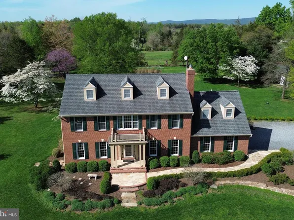 11929 Folly Ln, Lovettsville, VA 20180