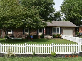 425 Linda Dr, Hopkinsville, KY 42240
