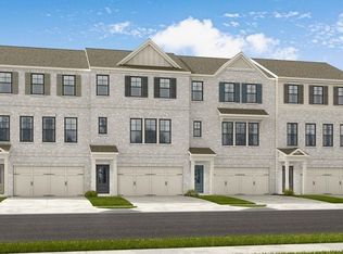 520 Provence Gate Ln, Lawrenceville, GA 30044