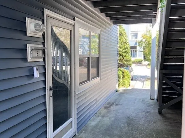 12765 Saint James Pl APT E, Newport News, VA 23602