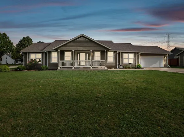 664 West Bucktrout STREET, Saukville, WI 53080