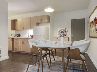 1121 6th St SW #15, Calgary, AB T2R 0Z3