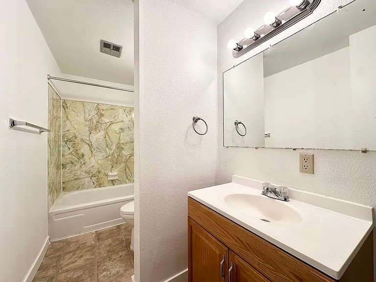 6300 SW Fisher Ave — Photo 29