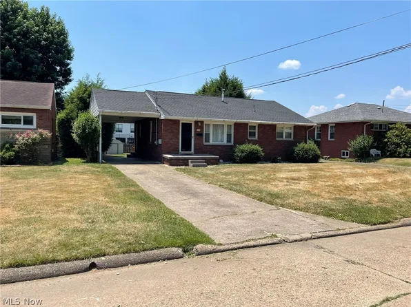 904 16th St, Vienna, WV 26105