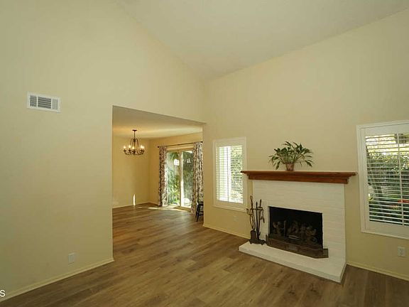 3rd image of 864 Murdoch Ln #110