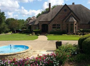 1890 Valley View Ln, Tyler, TX 75703