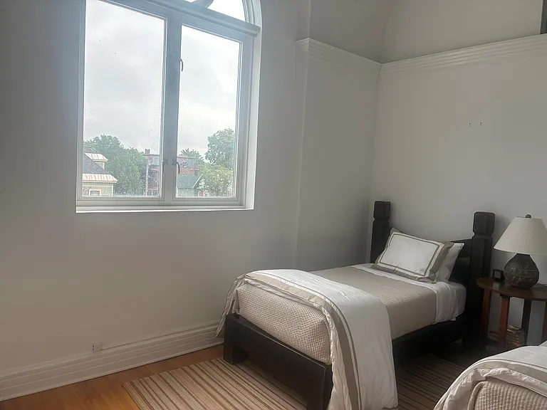 75-77 Woodlawn Ave #1 — Photo 13
