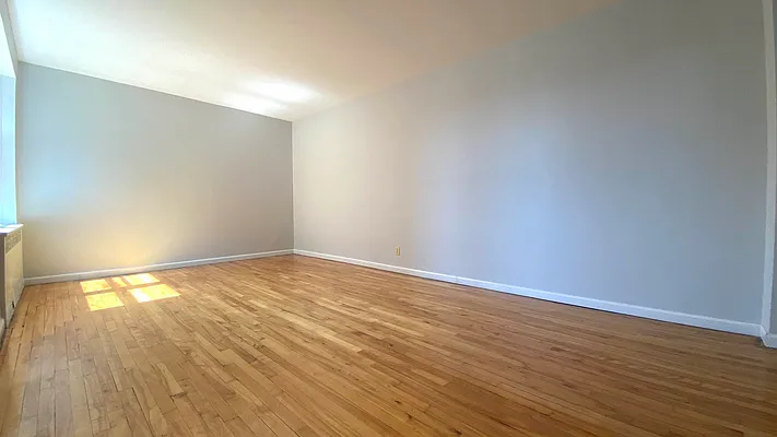 Rented by Sovereign Associates | media 18