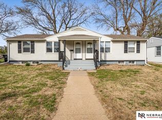 3114 S 41st St, Omaha, NE 68105