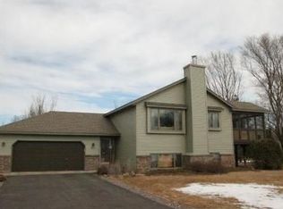 9372 Watab Dr, Saint Joseph, MN 56374