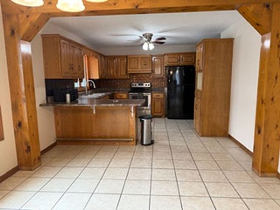 5th image of 22295 N Highway 133