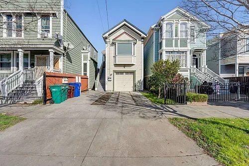 1734 8th St Photo 1