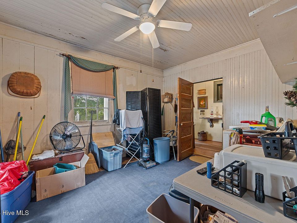 22nd image of 609 E Main Street