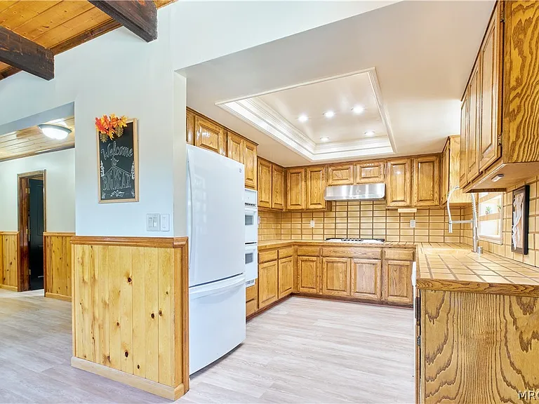 509 Wallace Ln — Photo 16