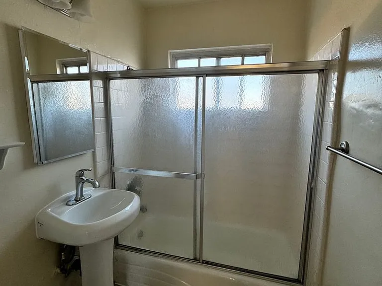 6280 Cherry Ave #12 — Photo 9