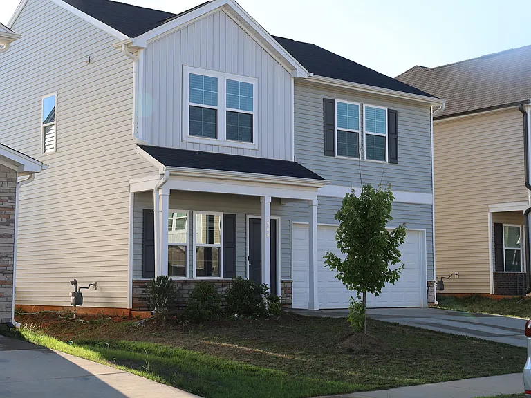 3909 Angel Hill Ln — Photo 1