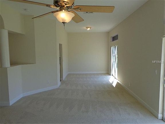 3rd image of 428 Waterford Way
