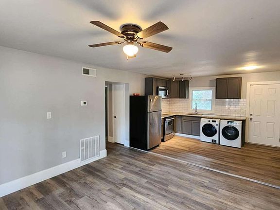 5th image of 2167 Dresden Dr