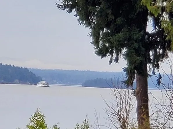 610 1st Street, Steilacoom, WA 98388