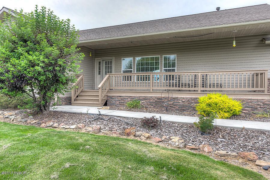 1st image of 671 Lone Willow Dr
