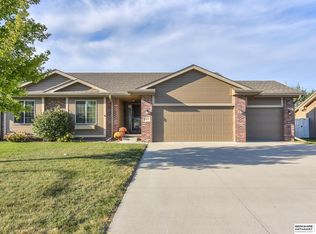 16018 Mormon St, Bennington, NE 68007