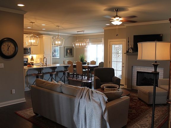 5th image of 1129 Aristides Dr