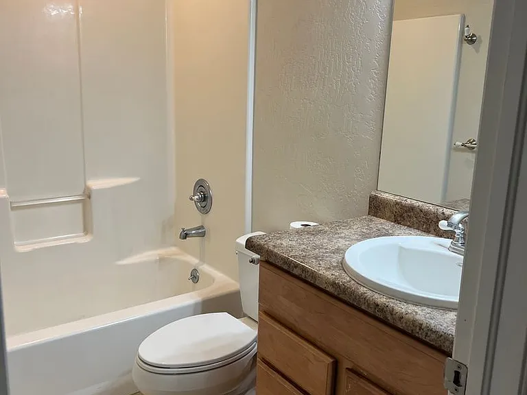 3951 Sky Ranch Dr — Photo 11