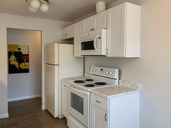 4th image of 1544 NW 53rd St #302