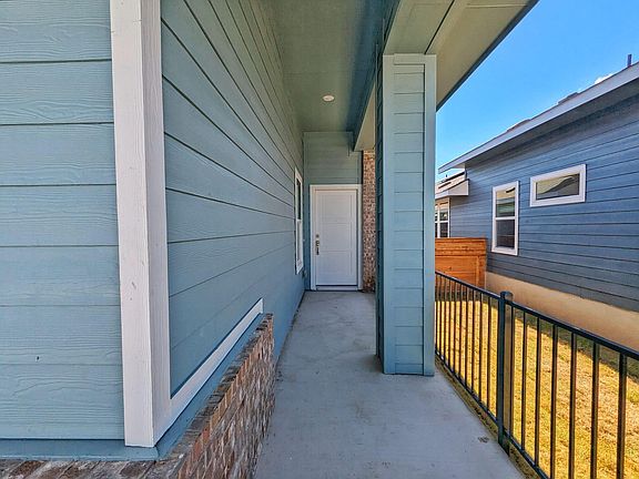 5th image of 158 Gresham