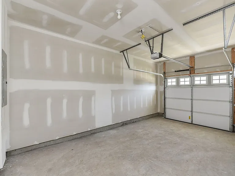 728 Mickelson Way — Photo 45