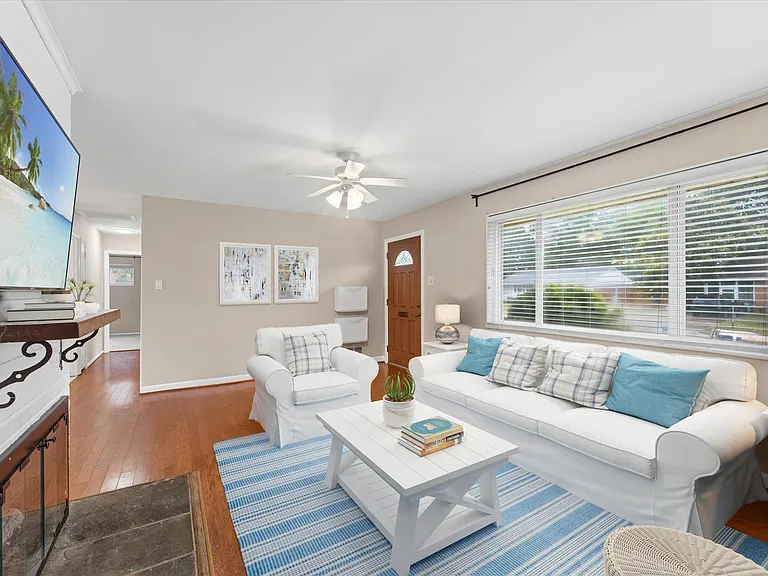 6210 Dana Ave — Photo 4