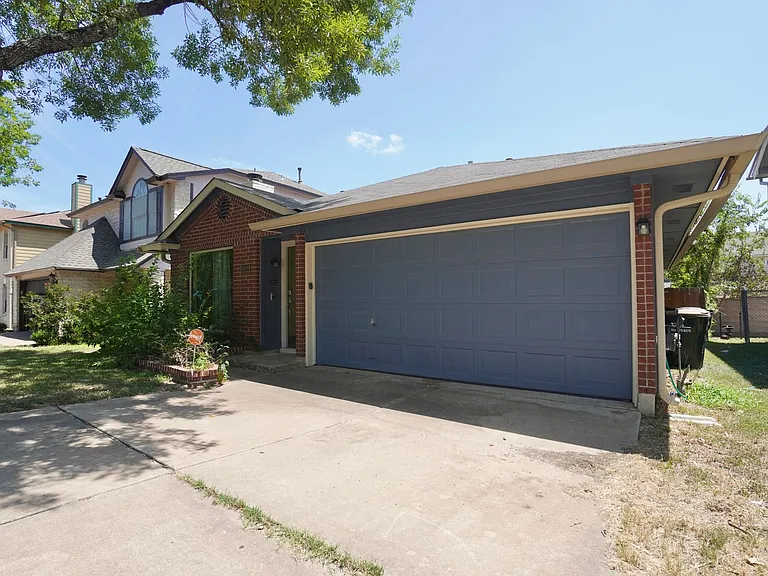 14009 Conner Downs Dr — Photo 2