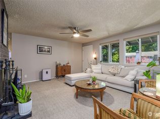 Somerset Place, University Place, WA 98467