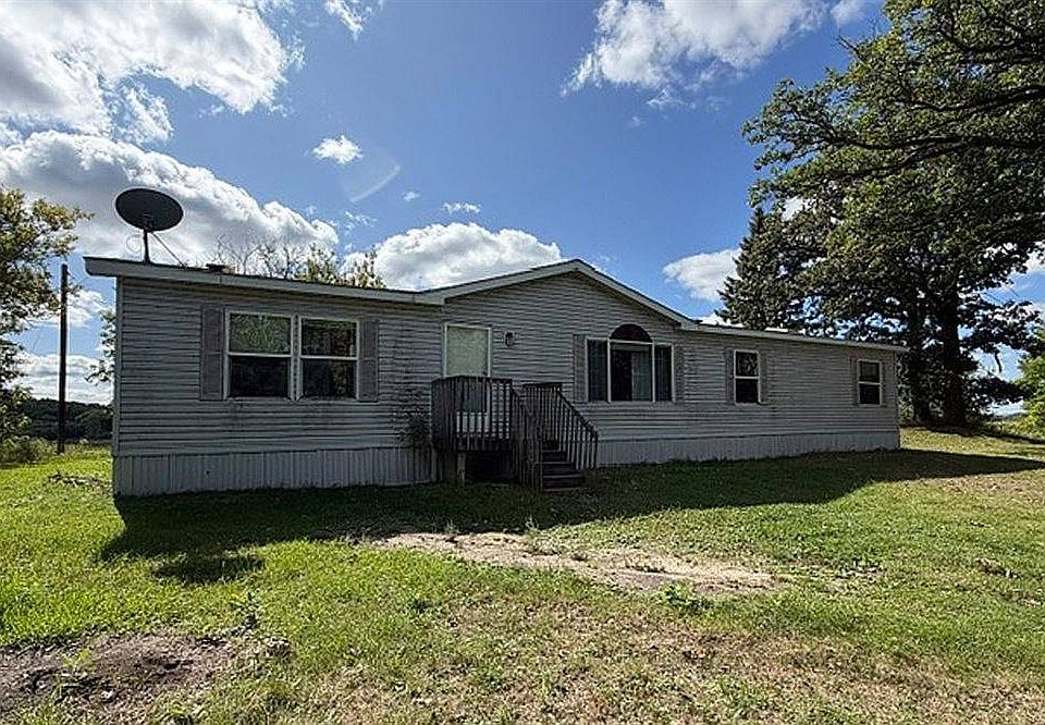 1st image of 35550 440th St SE
