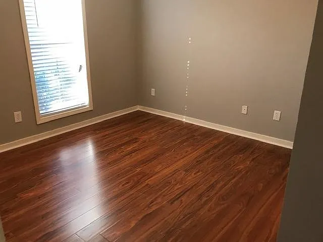 106 Kenzie Dr — Photo 9
