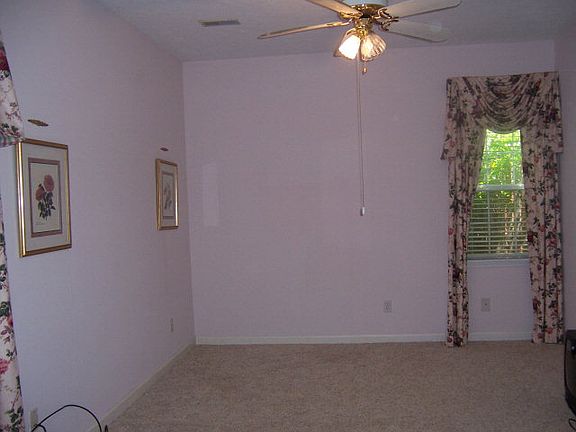 4th image of 170 Shelby Dr